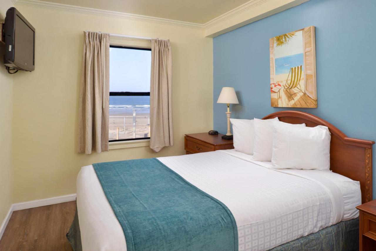 Queen Suite with Sea View