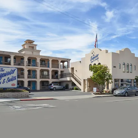 Edgewater Inn And Suites-3